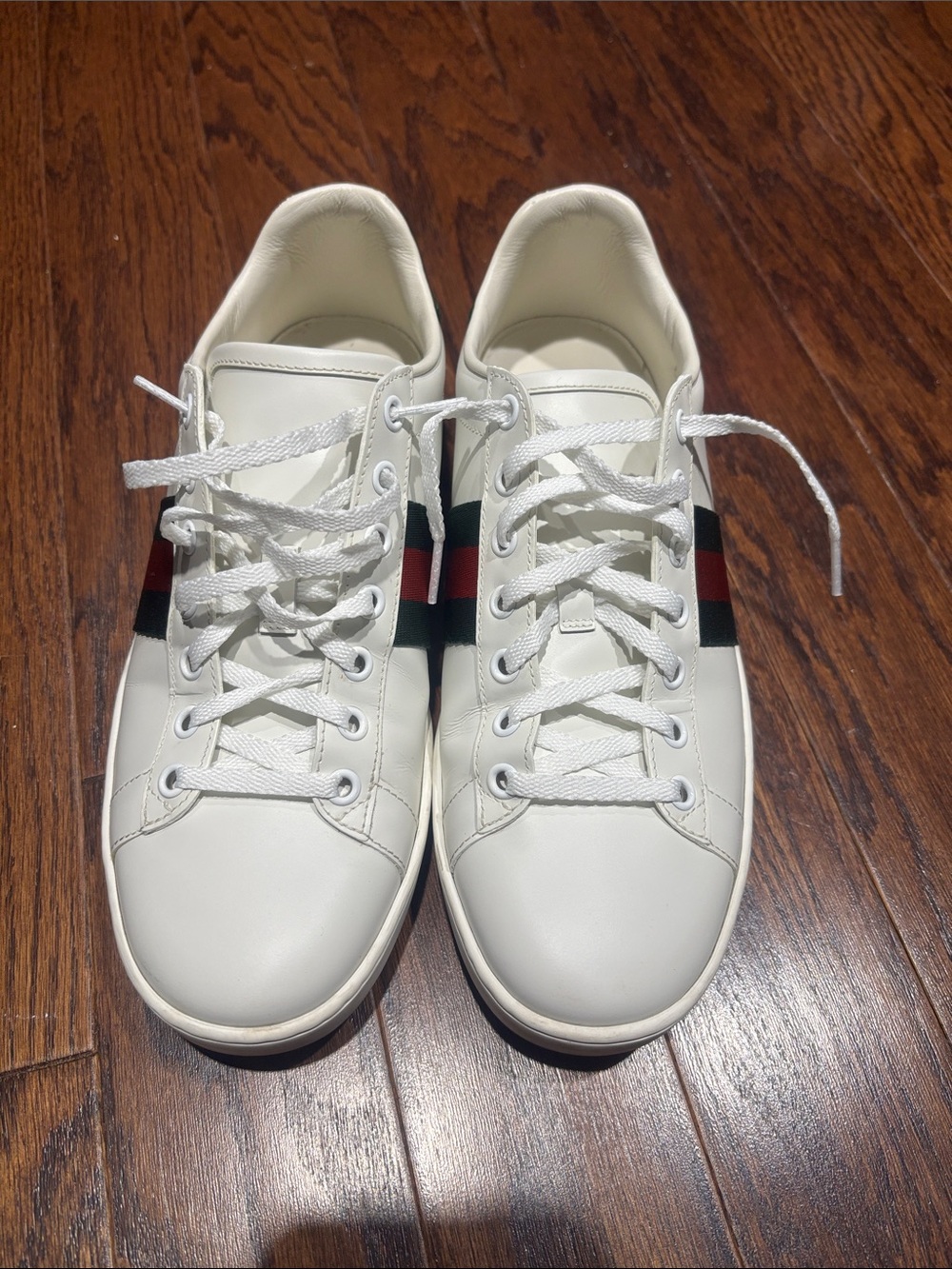 Gucci White Leather Sneakers with Green and Red Web Stripe